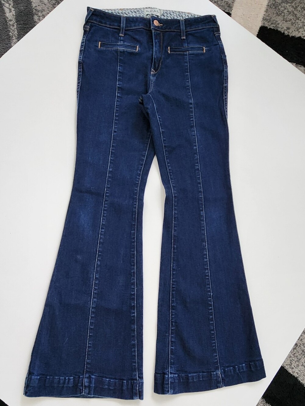 ARIAT REAL High Rise Alexa Flare Jeans Dark Wash Rinse 32R